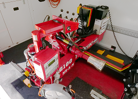 トラックバス用タイヤチェンジャー